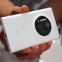Lumia Camera снова доступно владельцам Lumia 1020 на Windows 10 Mobile