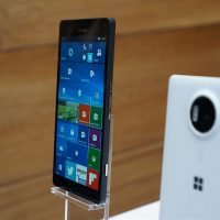 Еще одно демо Windows Hello на Lumia 950