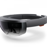 Разработчики могут лично познакомиться с HoloLens в магазине Microsoft в Нью-Йорке