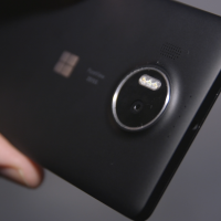 Видео: разборка Lumia 950 XL