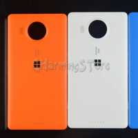 На Aliexpress появились цветные задние крышки для Lumia 950 и XL