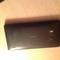 Продам Lumia 930 ( разбито стекло )