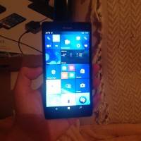 Продаю Microsoft Lumia 950 XL DS + Display Dock. 25 000 руб. компл.