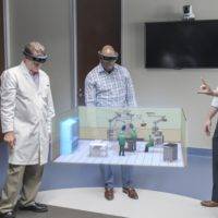 HoloLens используют для проектировки операционных
