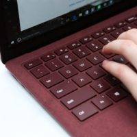 Microsoft начала продажи Surface Laptop с Windows 10 Pro