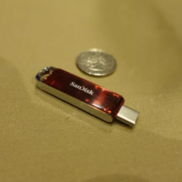 Sandisk показала компактную USB-C флешку на 1 Тб