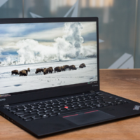 Lenovo отзывает компьютеры ThinkPad X1 Carbon пятого поколения