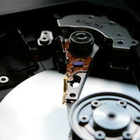 Seagate планирует выпустить жесткий диск на 100 Тб до 2025 года