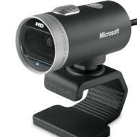 Microsoft в следующем году представит свои 4К-камеры для Xbox One и Windows 10