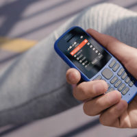 Nokia представила кнопочные телефоны 220 и 105 с поддержкой 4G
