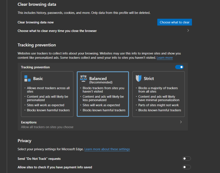 У какого статуса партнера есть доступ к local edge configurator