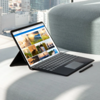 Surface Pro X получил функцию коррекции взгляда при видеозвонках