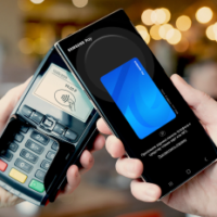 Платёжная система Samsung Pay продолжает работу в России