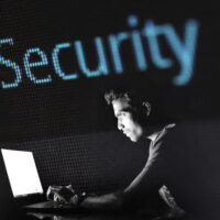 Хакеры используют ранее неизвестные уязвимости Microsoft Exchange для проведения атак