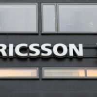 Ericsson приостановила работу в России