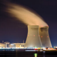 ИИ на атомной тяге: Microsoft задействует ядерные реакторы для питания ЦОД