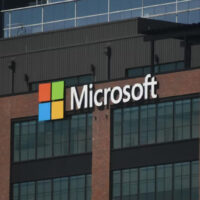 Microsoft сменит язык: миллионы строк кода переведут с C и C++ на Rust к 2030 году